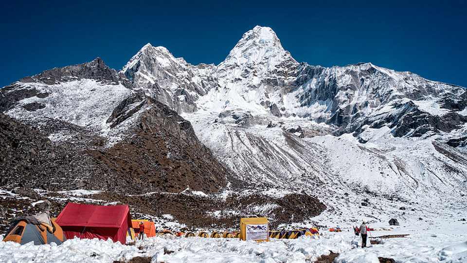 AMA DABLAM