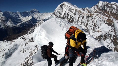 ANNAPURNA & ACENT OF CHULU EAST